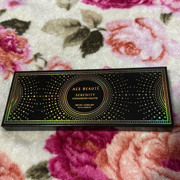 ✨Ace Beautē Serenity eyeshadow palette ✨ - Picture 2 of 3